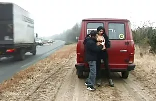 Wasser ist alles für uns. Ohne ihn, kein Leben. Und selbst wenn es keine Liebe gibt. Im Allgemeinen hat unser held nicht zwei Punkte für das Glück. Er kam ins Lager, um sich bei der Abfüllanlage zu beschweren, aber als er reiche frau sex das Mädchen sah, erkannte er etwas ganz anderes. Er ist der Sie, und er ist wirklich glücklich darüber.