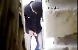 Unser held, es gibt viele Orte, wo durchbohrt und große Silizium Titten. Ärzte nutzen dieses Privileg, um seine Freundin zu beruhigen. Er dachte lange nicht daran, den Mädchen Handlungsfreiheit zu geben, und fing sofort an, Ihr durchnässtes Gesicht alte frauen sex zu ficken.