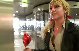 Zwei Mädchen aus unserem Dorf beschlossen, sich nicht die Mühe zu machen, einen Ort zum ficken zu wählen. Perverted ist wie Liebe im Garten, genießen Sie die Schönheit heiße frauen sex der Natur, Vögel singen und das nasse Loch, das. Die Mädchen bekommen Cooney und vergessen, dass es Zeit ist, Kartoffeln zu Graben.