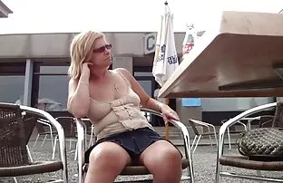 Vergebens dieses Mädchen, das so lässig unterwegs war. Allerdings wartet ein anti-held auf Sie-eine bar will einen Freund in die Höhle ziehen, seine zu ficken. Nun, Sie fütterte nicht zu viel und wurde sofort nass, um nackte frauensex auf die modernen zu kommen.