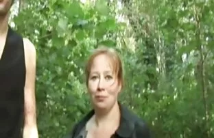 Was kann ich sagen? Dumme asiatische Hure für ein paar Minuten werfen Waffe, die einen großen Kerl hat, Gerüchten zufolge. Als der schwarze Mann beschloss, alles zu geben, beruhigte Jade Sie: 