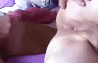 Sexy junge Frau bedecken Ihre Augen und beginnen masturbieren frauen sex tube in der Breite des Bettes. Streichelte Ihre Brüste, begann das Mädchen zu spielen. Wenn der Bruder des Mannes eine Zeit mit masturbation bekommt, kann man einem Mitglied nicht widerstehen und es auf seine Wange legen.