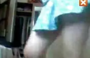 Der Bruder kam früh nach Hause und sah seine Schwester nackt im Zimmer und fingerte süß mit der reife frauen sex movies Flut an. Ausziehen, in ein paar Sekunden, dann näherte er sich und fing an, Ihre Muschi mit einer Länge des Schwanzes zu vergewaltigen, und Zwang die Katze, durch die wildnis während der Paarung vom Himmel. Wenn die Mädchen, die lüsternen, Euphorie zu erreichen, der Bruder des Mannes von ihm nach unten, und fing an, den dicken Samen seines schönen Gesichts zu Gießen.
